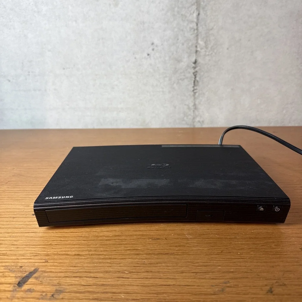 Samsung BD-J5700 Blu-ray DVD Player Wi-Fi Streaming HDMI No Remote Tested